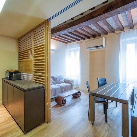 Corsocorsi30 Apartman Parma Kültér fotó