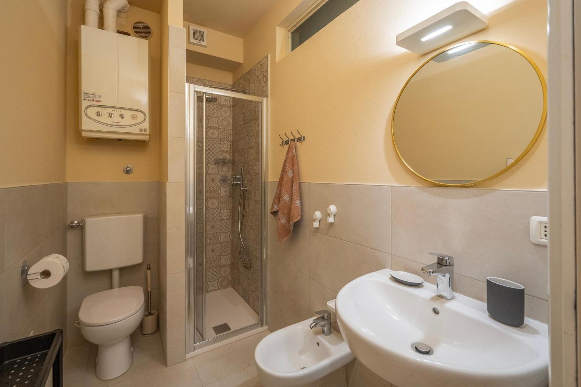Corsocorsi30 Apartman Parma Kültér fotó